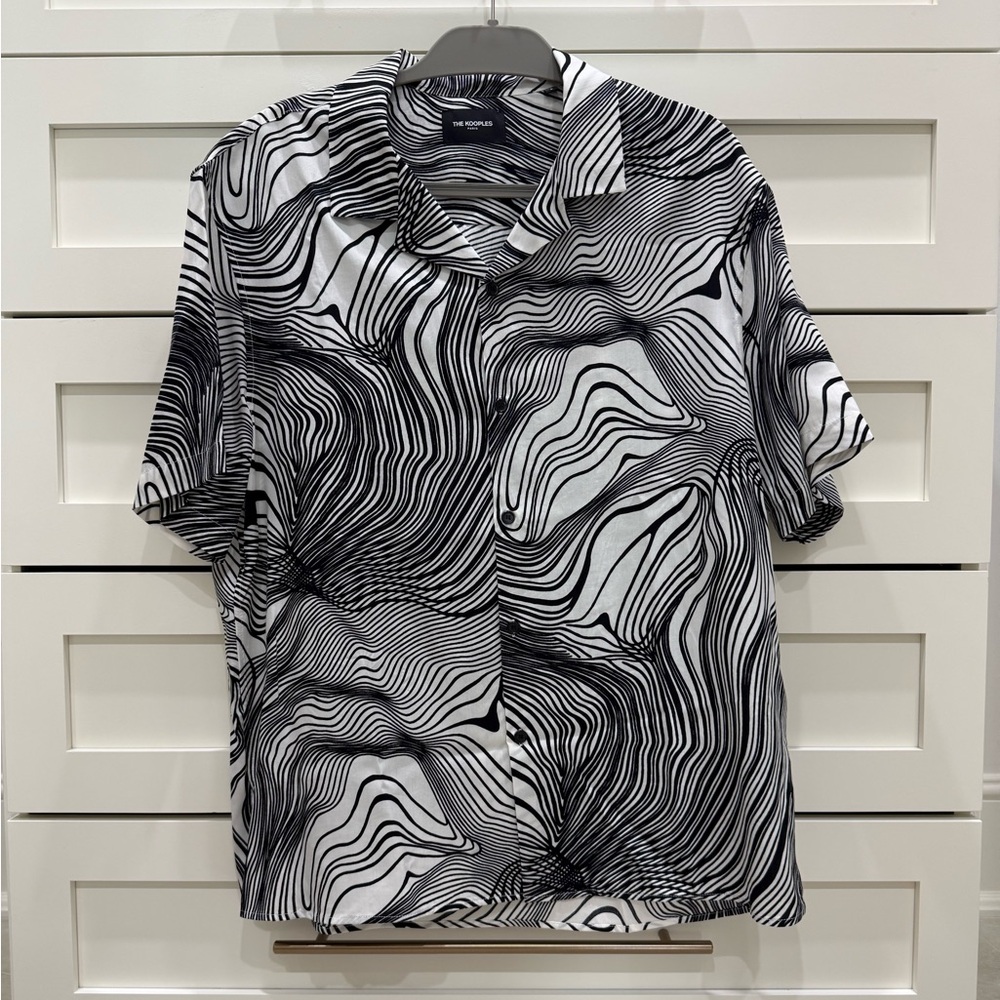 The Kooples Men’s Abstract Black & White Print Short Sleeve Shirt
